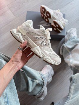 Жіночі кросівки New Balance 9060 Beige Leopard фото
