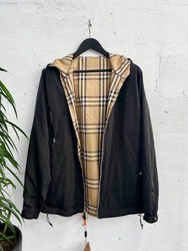 Premium куртка Burberry артикул M0052 фото