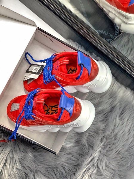 Женские кроссовки Versace Chain Reaction Sneakers 001-09 Женские кроссовки Versace фото