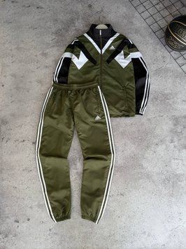 Спортивный костюм Adidas фото