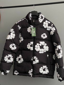 Зимняя куртка Denim Tears The Cotton Wreath Puffer Jacket 'Black' фото