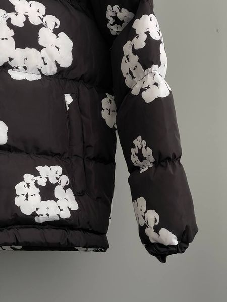 Зимняя куртка Denim Tears The Cotton Wreath Puffer Jacket 'Black' фото