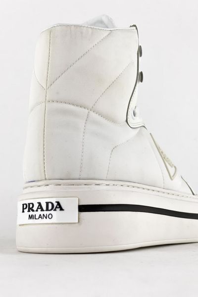 Зимові жіночі ботинки з натуральної шкіри PRADA Milano High Top White фото