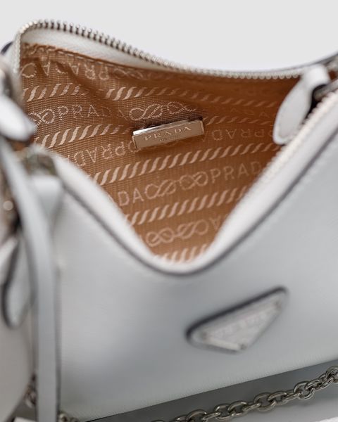 Женская сумка Prada Re-Edition 2005 Saffiano Leather Bag White Premium фото