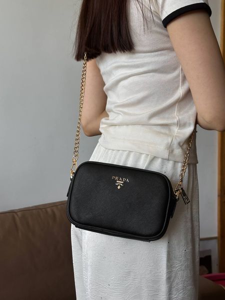 Жіноча сумка Prada Saffiano Lux Mini Camera Bag Premium фото