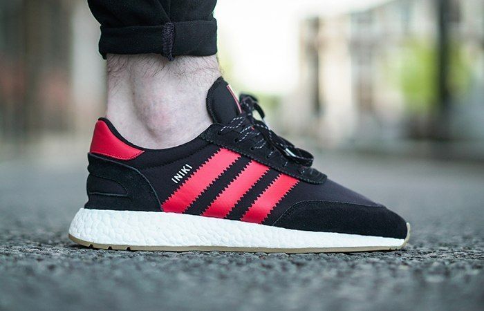 Чоловічі кросівки Iniki Runner Black/Red Adidas фото