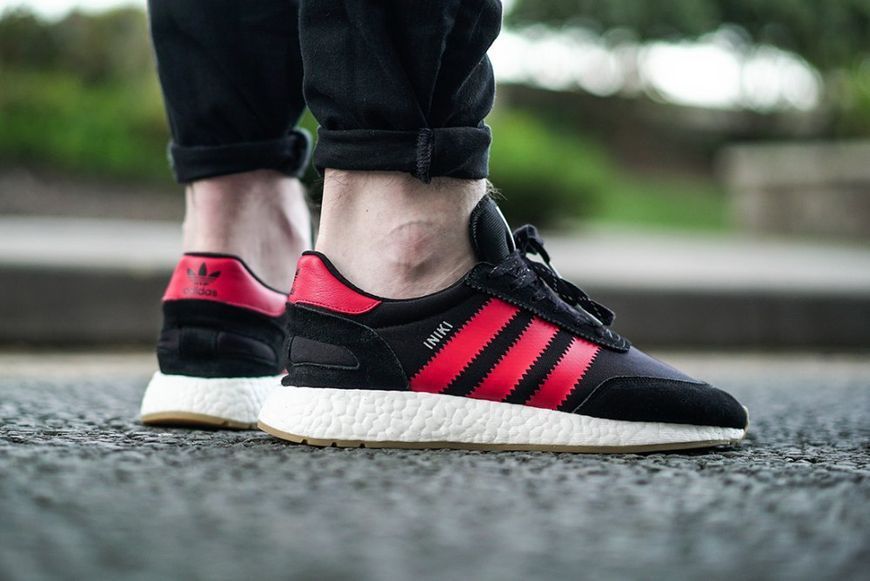 Чоловічі кросівки Iniki Runner Black/Red Adidas фото