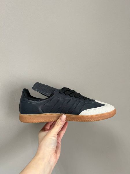 Мужские кроссовки Pharrell Williams x Adidas Samba Humanrace фото