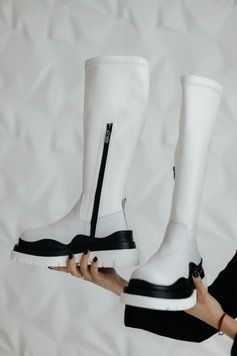 Зимові жіночі черевики з хутром Bottega Veneta High White фото
