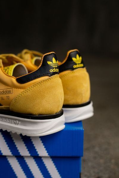 Чоловічі кросівки Adidas SL 72 Yellow Black фото