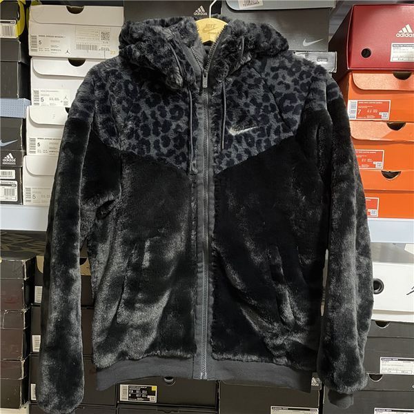 Premium куртка Nike артикул M0002 фото