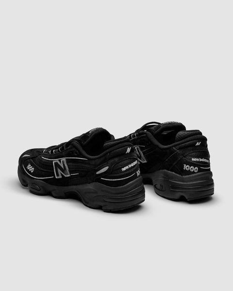 Чоловічі кросівки New Balance 1000 Black Suede фото