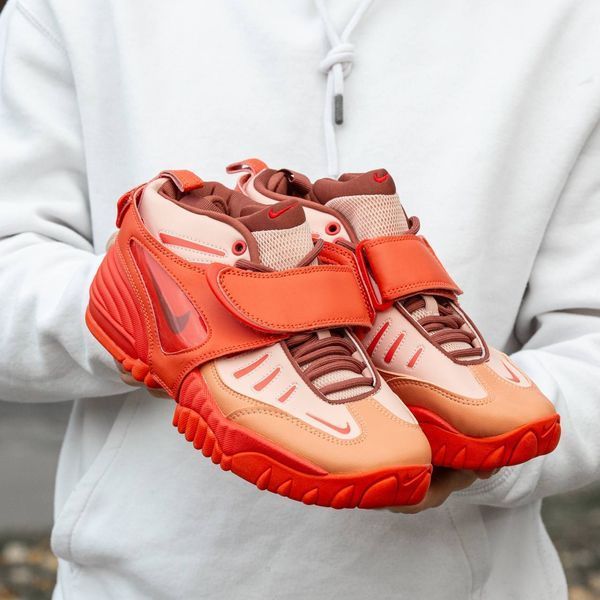 Чоловічі кросівки Nike X Ambush Air Adjust Force Orange фото