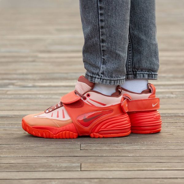 Чоловічі кросівки Nike X Ambush Air Adjust Force Orange фото