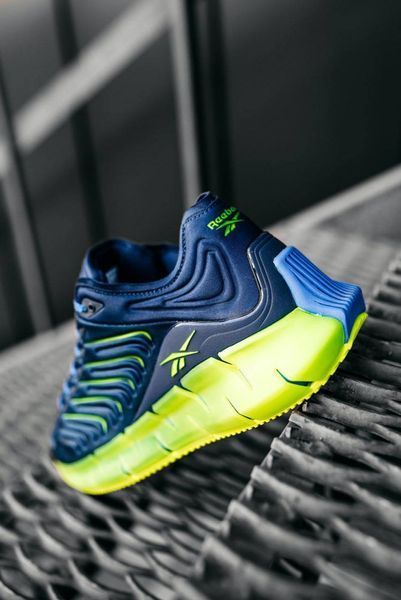 Мужские кроссовки Zig Kinetica Conor McGregor Reebok фото