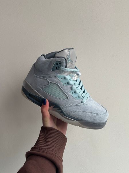 Жіночі та чоловічі кросівки Air Jordan 5 Retro Blue Bird фото