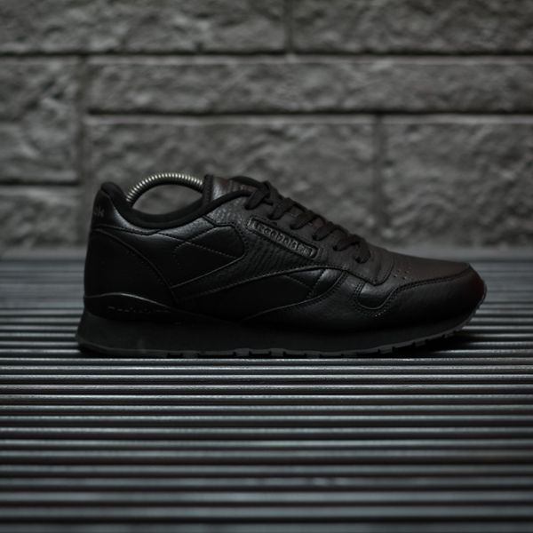 Чоловічі кросівки Classic Black Reebok фото