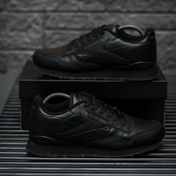 Чоловічі кросівки Classic Black Reebok фото