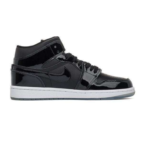 Чоловічі баскетбольні кросівки Nike Air Jordan 1 Mid Black фото