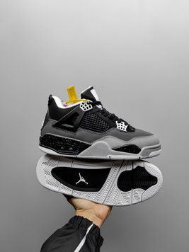 Чоловічі кросівки Nike Air Jordan 4 Stelth Fur фото