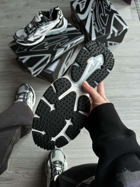 Чоловічі та жіночі кросівки OFF-WHITE Be Right Back Grey Black Original Box фото