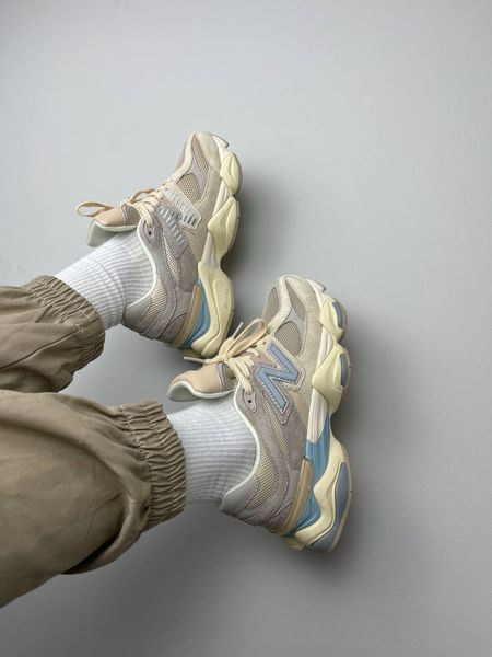 Унісекс кросівки New Balance 9060 Ivory Cream Pink Sand фото