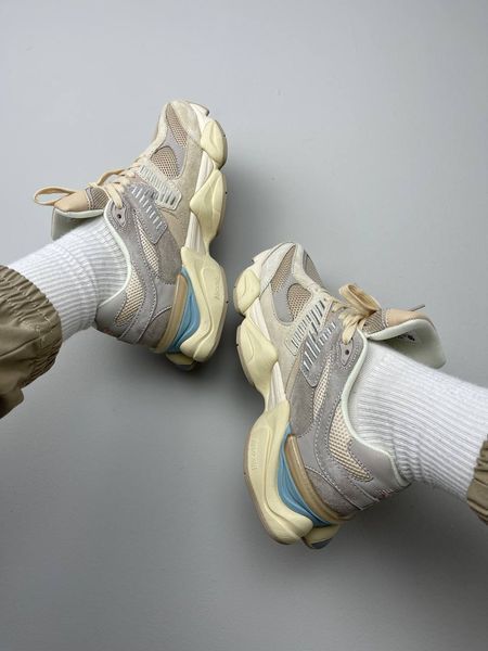 Унісекс кросівки New Balance 9060 Ivory Cream Pink Sand фото