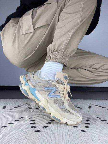 Унісекс кросівки New Balance 9060 Ivory Cream Pink Sand фото