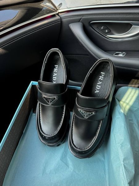 Женские лоферы Prada Platform Leather Black Loafers Premium фото