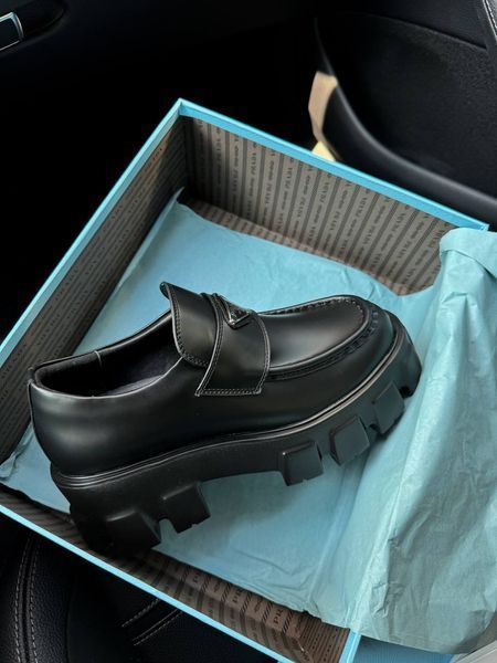 Женские лоферы Prada Platform Leather Black Loafers Premium фото