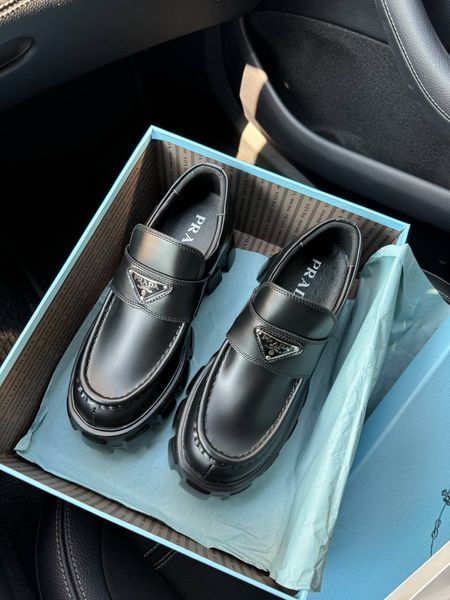 Женские лоферы Prada Platform Leather Black Loafers Premium фото