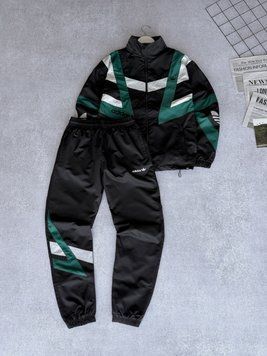 Спортивный костюм Adidas фото