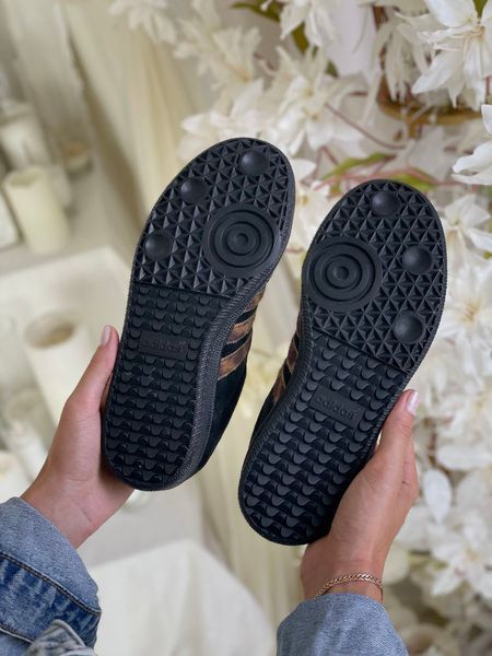 Женские кроссовки Adidas End. X Neighborhood X Samba фото