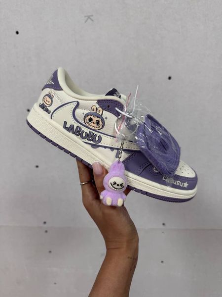 Жіночі кросівки Nike Dunk Air Jordan x Travis Scott x Labubu Purple фото