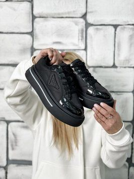 Кросівки жіночі PRADA Macro Re-Nylon Brushed Leather Sneakers Black фото