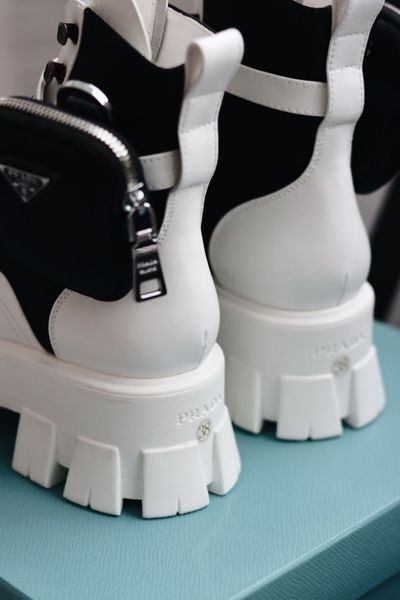Зимові жіночі ботинки (Натуральна шкіра) PRADA Milano Monolith White Black Premium фото