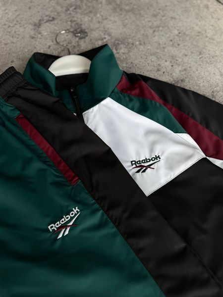 Спортивный костюм Reebok фото