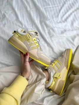 Жіночі кросівки Adidas Forum x Bad Bunny "Yellow" Premium фото