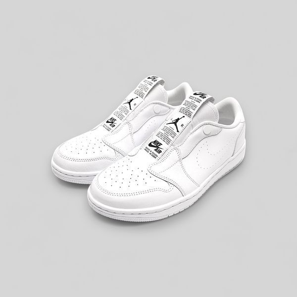 Чоловічі кросівки Nike Air Jordan 1 Low Slip 'White' AV3918-100 фото