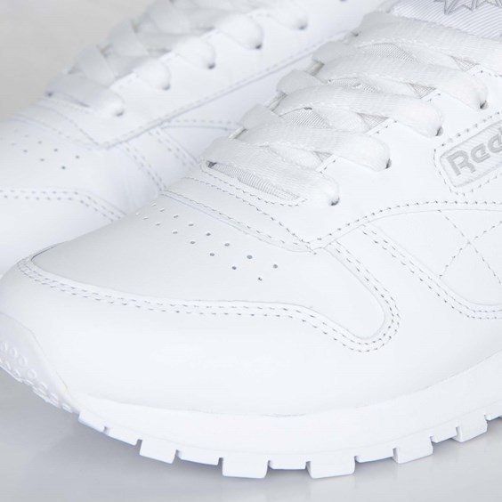 Женские кроссовки Classic White Women Reebok фото