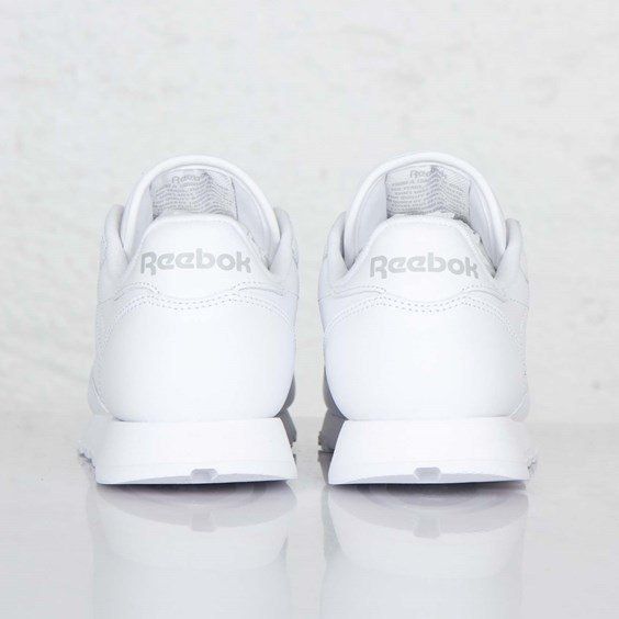 Женские кроссовки Classic White Women Reebok фото