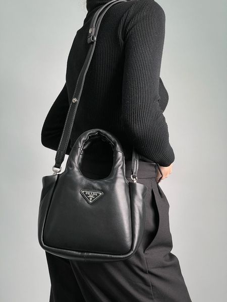 Жіноча сумка Prada Small Padded Soft Nappa-Leather Bag Premium фото