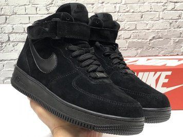 Зимние мужские кроссовки All Black "С МЕХОМ" Nike Air Force 1 фото