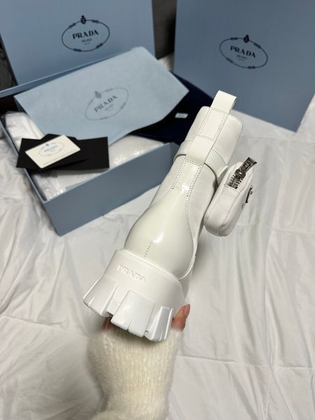 Зимние женские ботинки (натуральная кожа) С МЕХОМ! PRADA Boots Zip Pocket White Premium фото