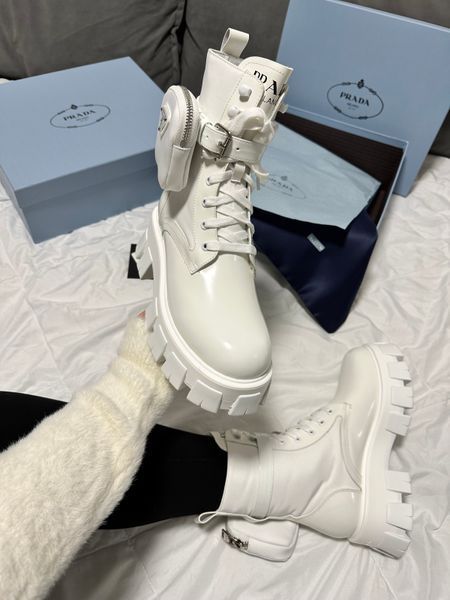 Зимние женские ботинки (натуральная кожа) С МЕХОМ! PRADA Boots Zip Pocket White Premium фото