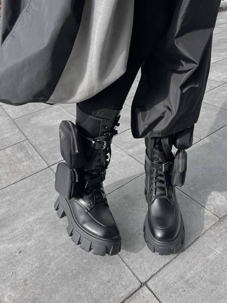 Женские ботинки (натуральная кожа) Prada Boots Zip Pocket Black High PREMIUM фото