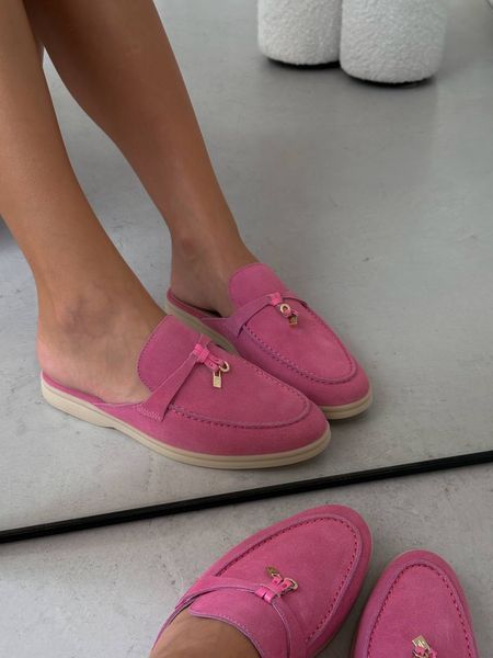 Женские шлепанцы Loro Piana Mules Pink Sand Premium фото