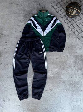 Спортивный костюм Adidas фото