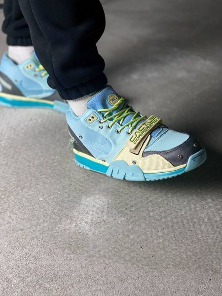Чоловічі кросівки Nike Air Trainer 1 Travis Scott Blue Haze фото