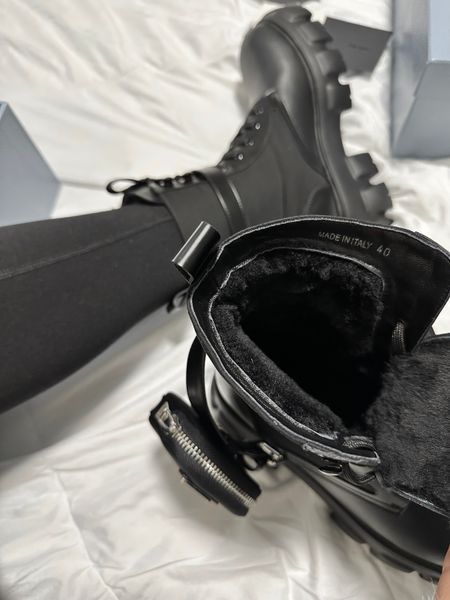 Зимние женские ботинки (натуральная кожа) С МЕХОМ! PRADA Boots Zip Pocket Black Premium фото